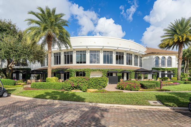 7700 Bella Verde Way, Delray Beach, FL 33446
