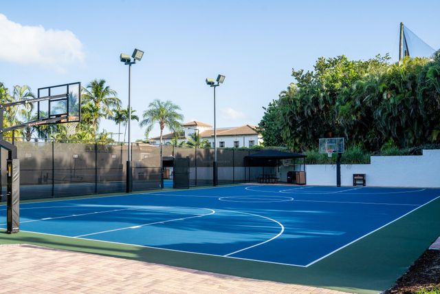 7700 Bella Verde Way, Delray Beach, FL 33446
