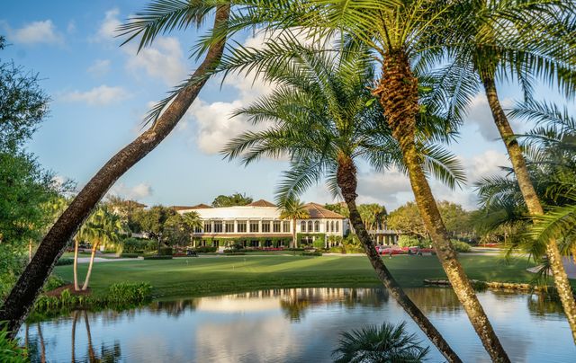 7700 Bella Verde Way, Delray Beach, FL 33446