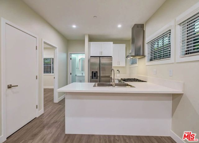 2325 Portland Street, Los Angeles, CA 90007