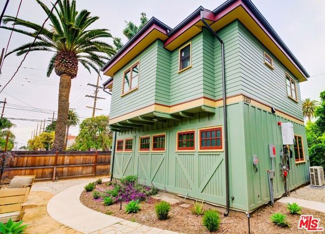 2325 Portland Street, Los Angeles, CA 90007