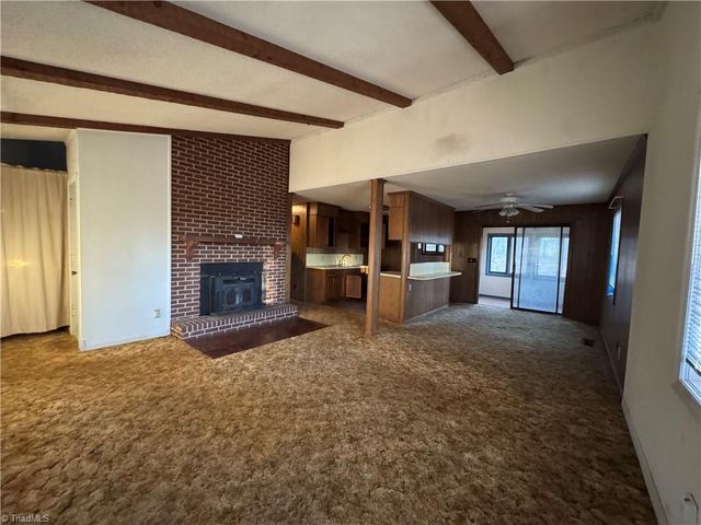 2906 Rhonswood Drive, Tobaccoville, NC 27050