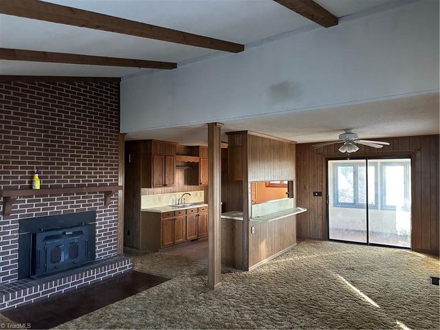 2906 Rhonswood Drive, Tobaccoville, NC 27050