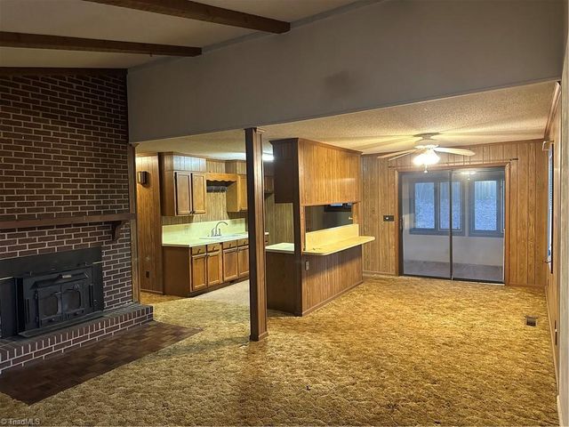 2906 Rhonswood Drive, Tobaccoville, NC 27050