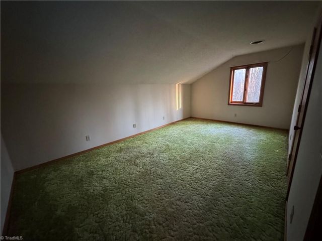 2906 Rhonswood Drive, Tobaccoville, NC 27050