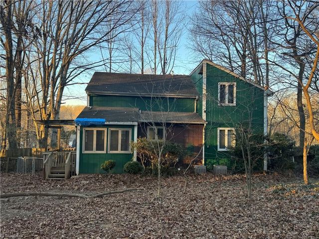 2906 Rhonswood Drive, Tobaccoville, NC 27050