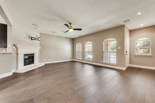 4268 Comanche Drive, Carrollton, TX 75010