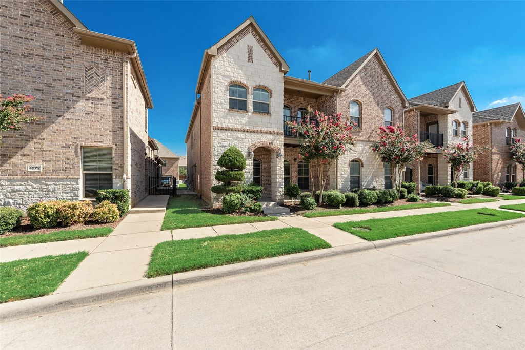 4268 Comanche Drive, Carrollton, TX 75010 — photo 2