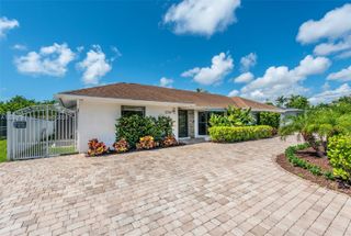 2330 NE 195th Street, Miami, FL 33180