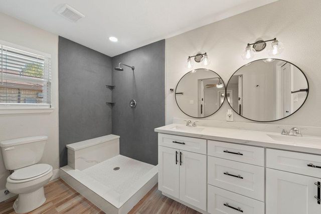 1313 Redbud TRL, Lockhart, TX 78644