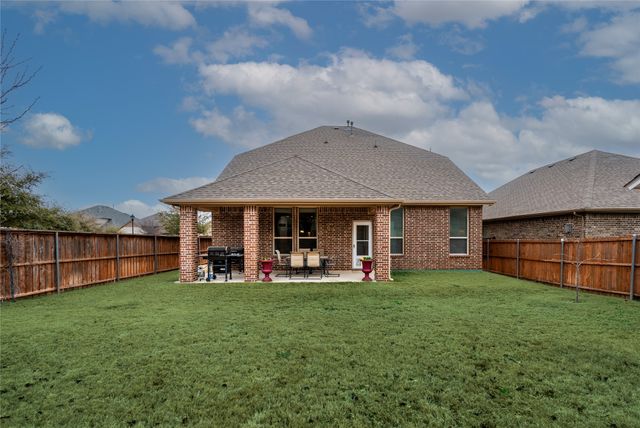 217 Mineral Point Drive, Aledo, TX 76008