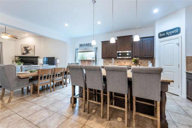 217 Mineral Point Drive, Aledo, TX 76008