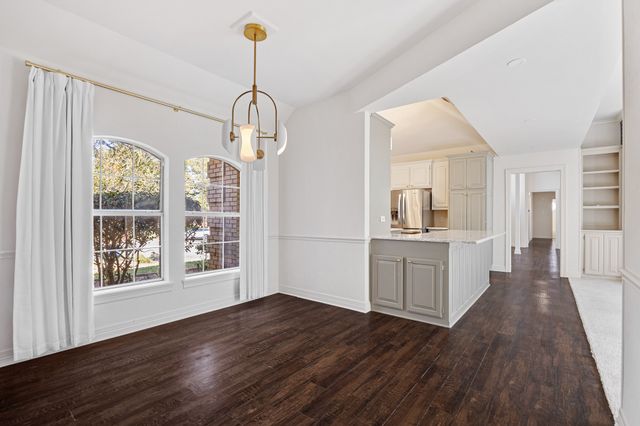 920 Cat Hollow Court, Keller, TX 76248