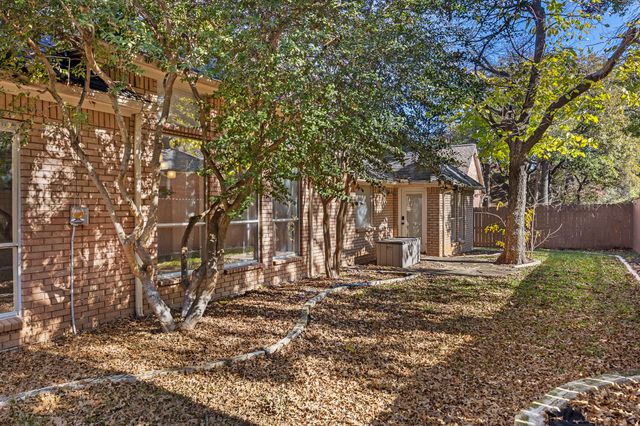 920 Cat Hollow Court, Keller, TX 76248