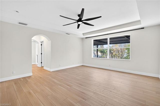 9734 Silvercreek CT, Estero, FL 33928