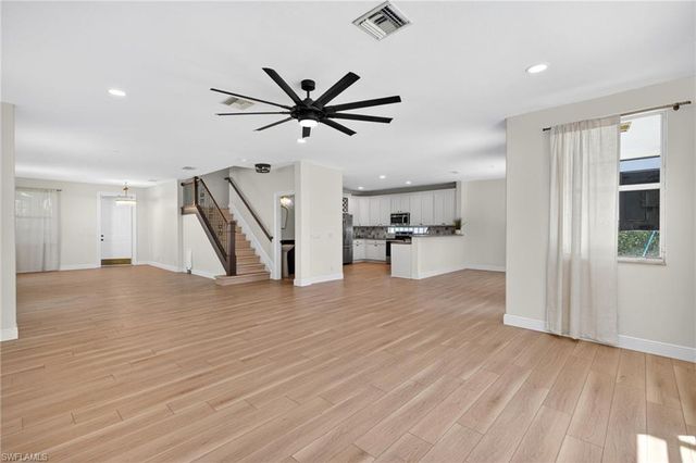 9734 Silvercreek CT, Estero, FL 33928