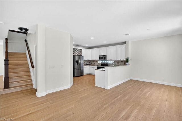 9734 Silvercreek CT, Estero, FL 33928