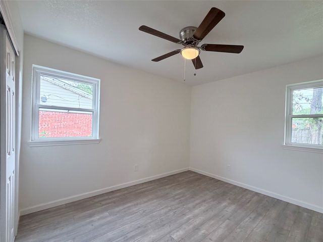 5712 Bonnie Wayne Street, Haltom City, TX 76117