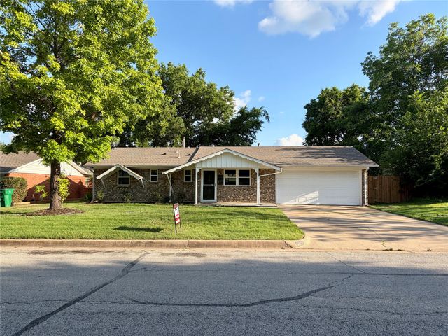 5712 Bonnie Wayne Street, Haltom City, TX 76117