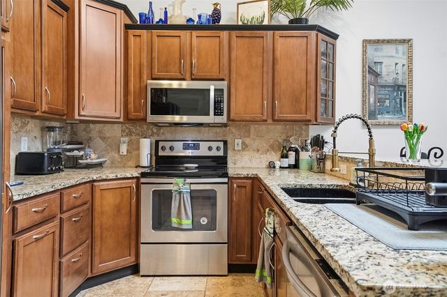 19311 Valley View Dr, Arlington, WA 98223