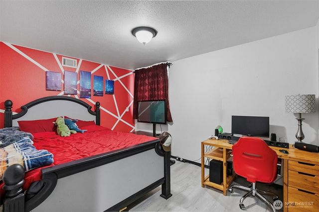 19311 Valley View Dr, Arlington, WA 98223