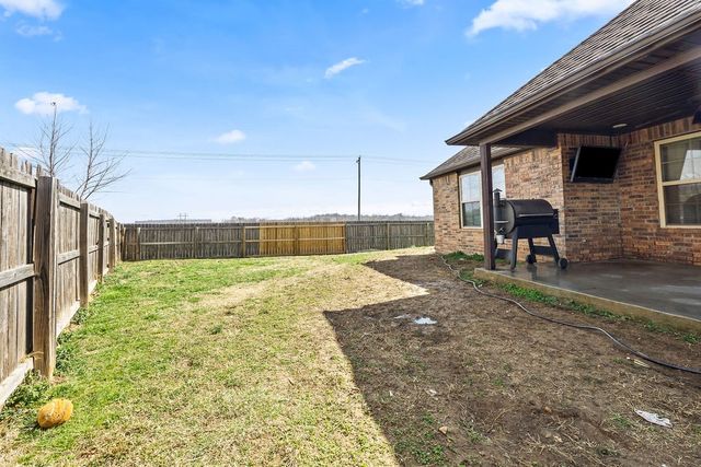 5703 Gunstock Road, Bentonville, AR 72713