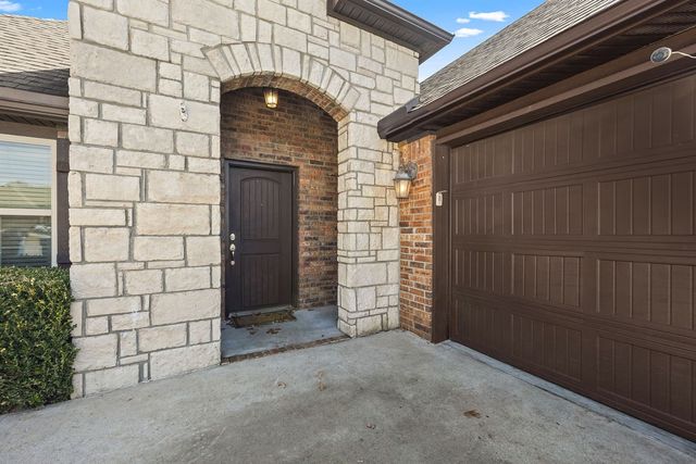 5703 Gunstock Road, Bentonville, AR 72713