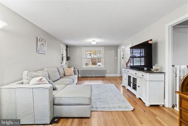 1776 W DOE RUN RD, Kennett Square, PA 19348