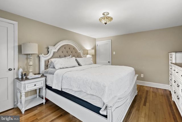 1776 W DOE RUN RD, Kennett Square, PA 19348