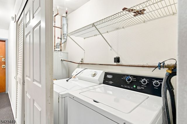 100 W Grand St, Elizabeth City, NJ 07202