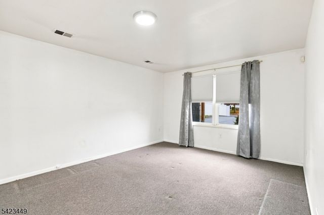100 W Grand St, Elizabeth City, NJ 07202