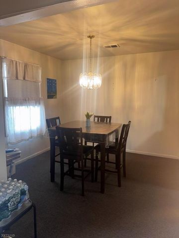 100 W Grand St, Elizabeth City, NJ 07202