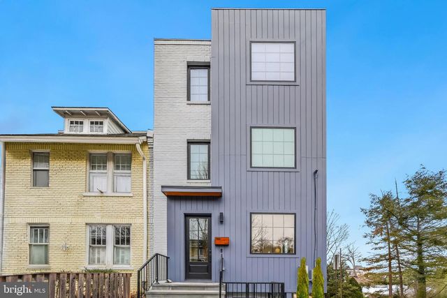 3554 T ST NW, Washington, DC 20007
