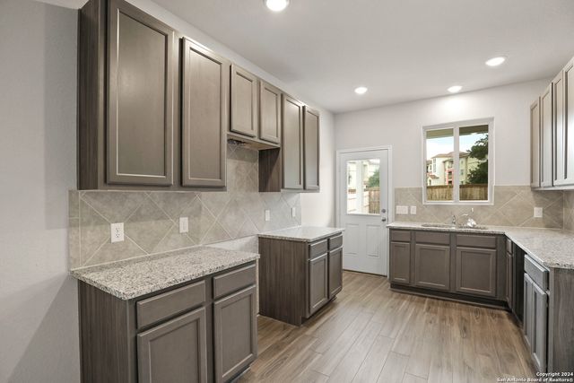 9423 Graze Land Drive, San Antonio, TX 78211