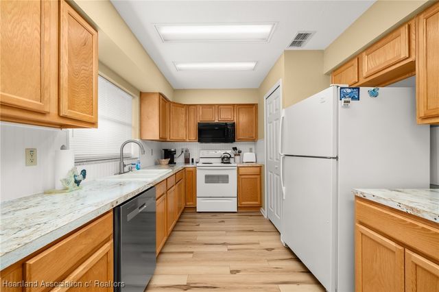 100 Kayla Avenue, Lake Placid, FL 33852