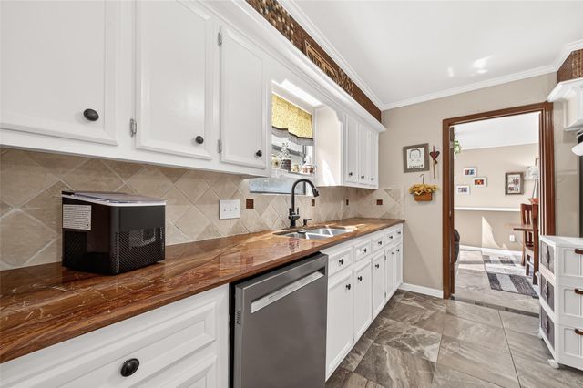 18311 Shireoak Drive, Houston, TX 77084