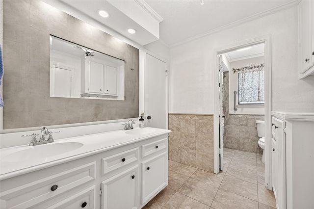 18311 Shireoak Drive, Houston, TX 77084