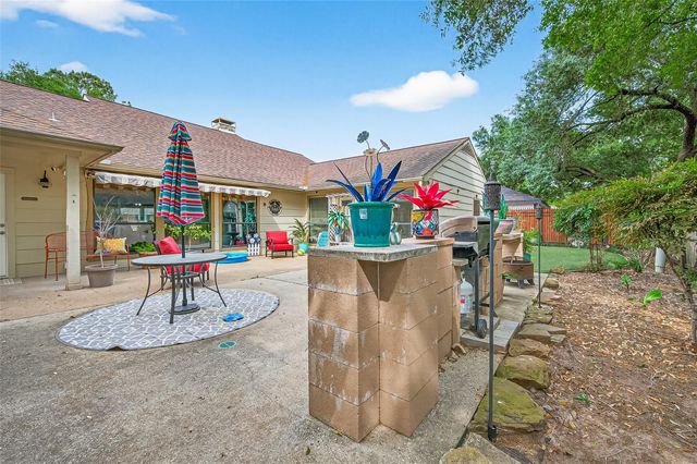 18311 Shireoak Drive, Houston, TX 77084