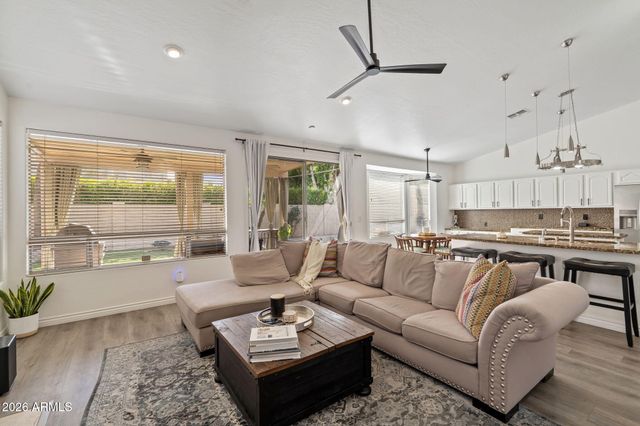 6419 E PARADISE Lane, Scottsdale, AZ 85254