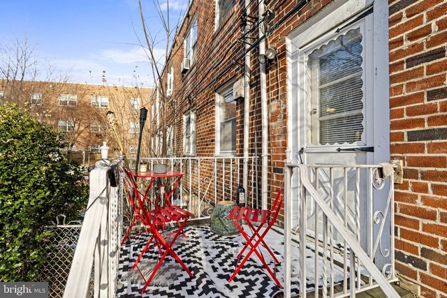 6014 OAKLAND ST, Philadelphia, PA 19149