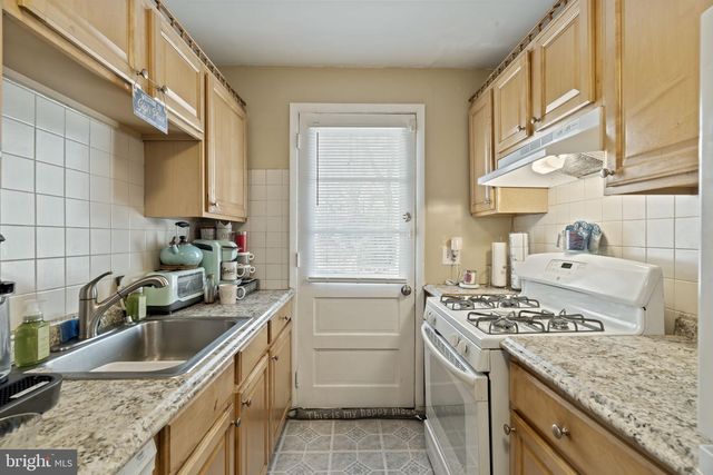 6014 OAKLAND ST, Philadelphia, PA 19149