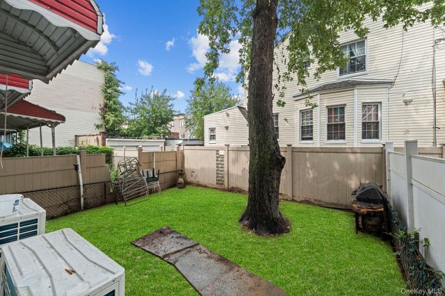 775 E 216th Street, Bronx, NY 10467