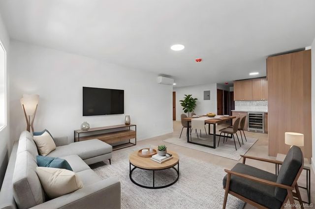 775 E 216th Street, Bronx, NY 10467