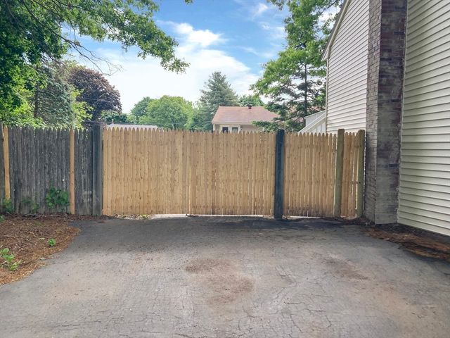 35 Donna Street, Brockton, MA 02302