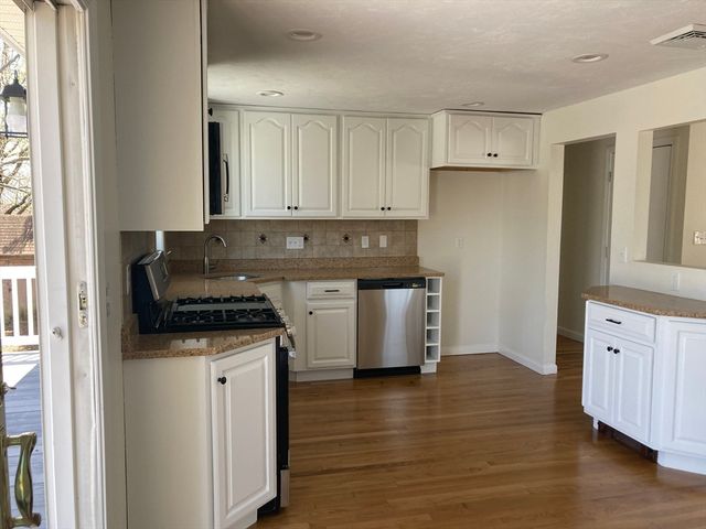 35 Donna Street, Brockton, MA 02302