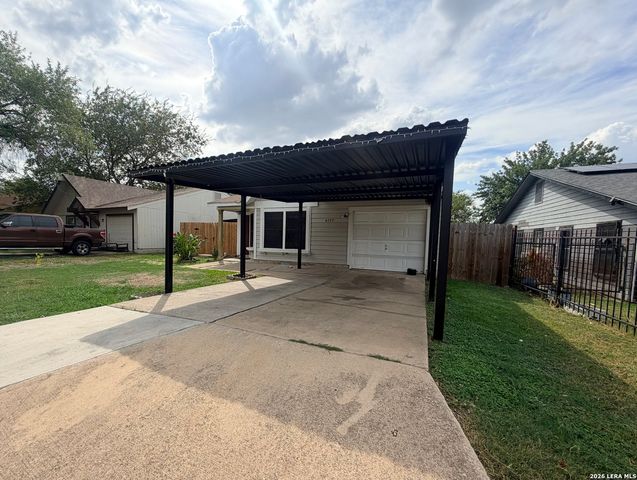 4135 Hickory Sun, San Antonio, TX 78244