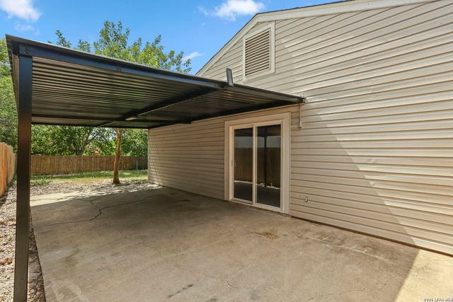4135 Hickory Sun, San Antonio, TX 78244