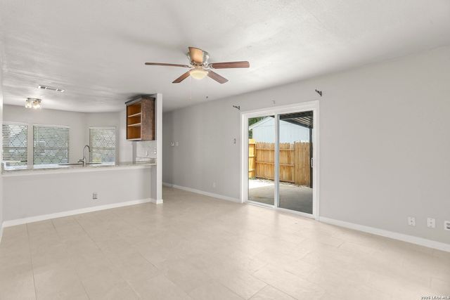 4135 Hickory Sun, San Antonio, TX 78244