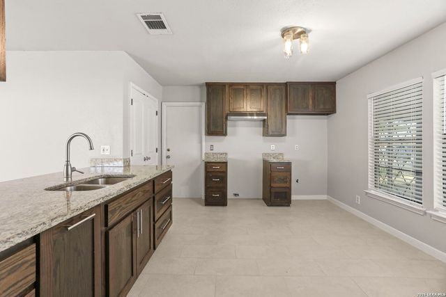 4135 Hickory Sun, San Antonio, TX 78244