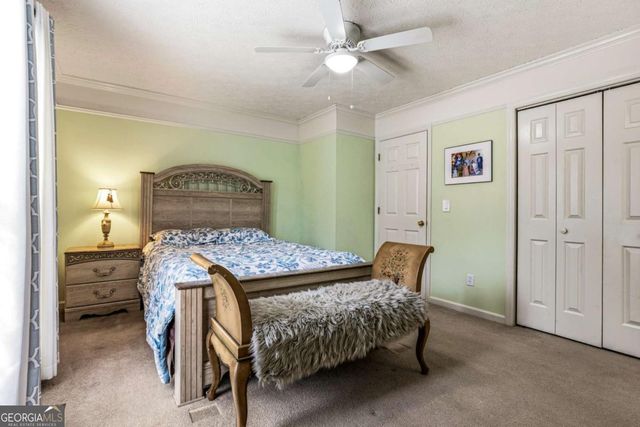 1975 Hunt Crossing Court, Lawrenceville, GA 30043